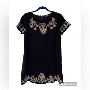 LuLu’s Black Short Sleeve Dress With Beautiful Embroidered Detail Zipper…